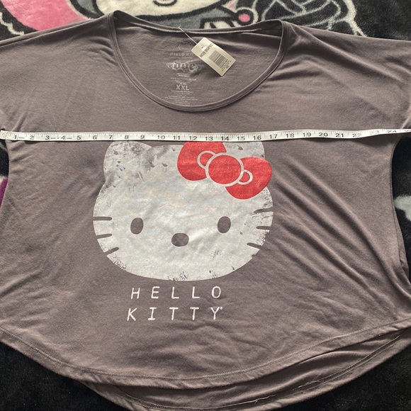 Hello kitty top by doe - Picture 5 of 7